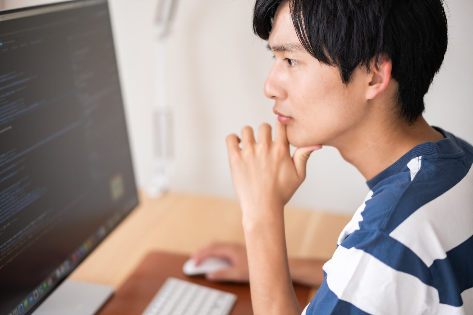 ゲームプログラマーになるには?必要な資格や仕事内容について解説