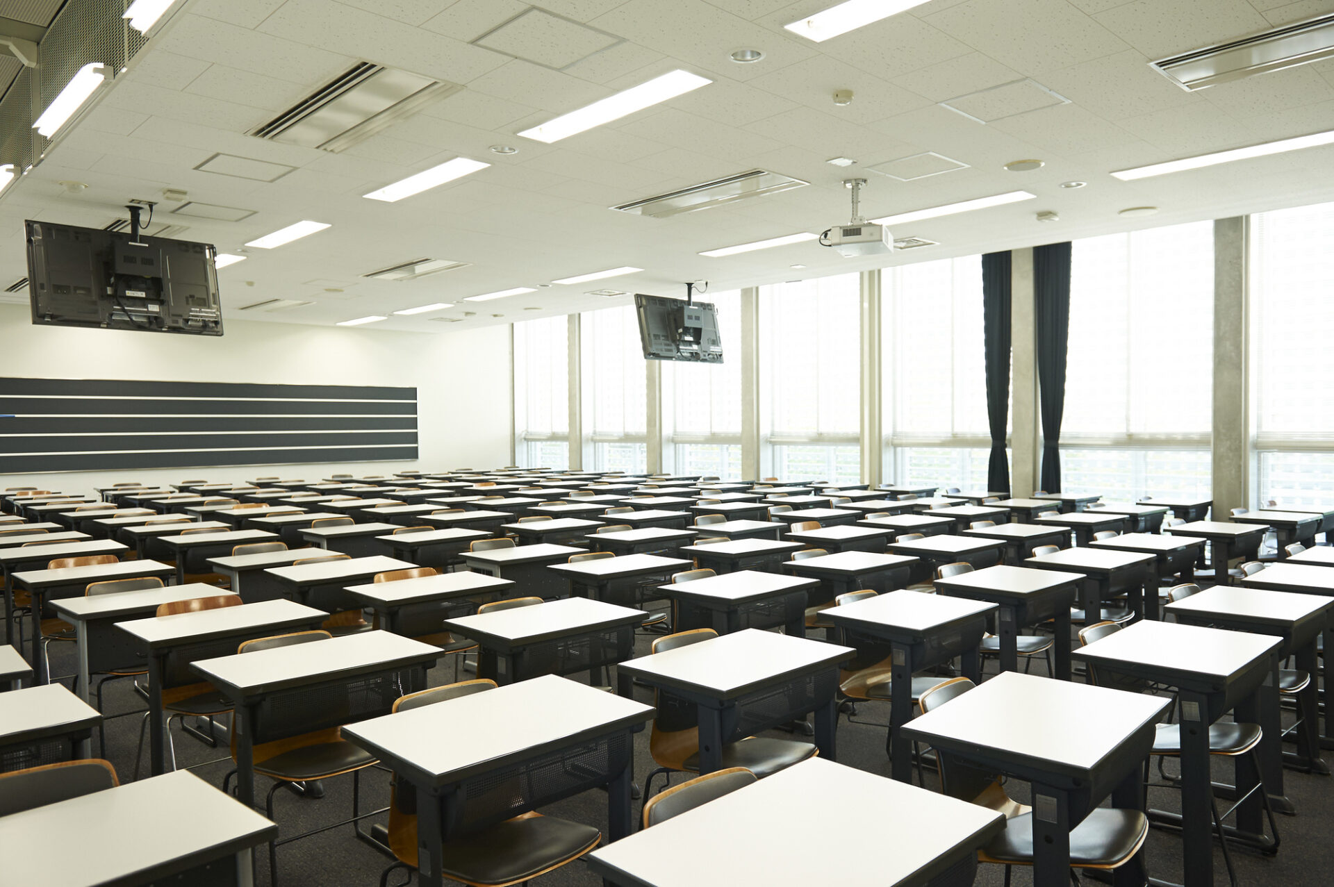 ゲームプログラマーになるには?