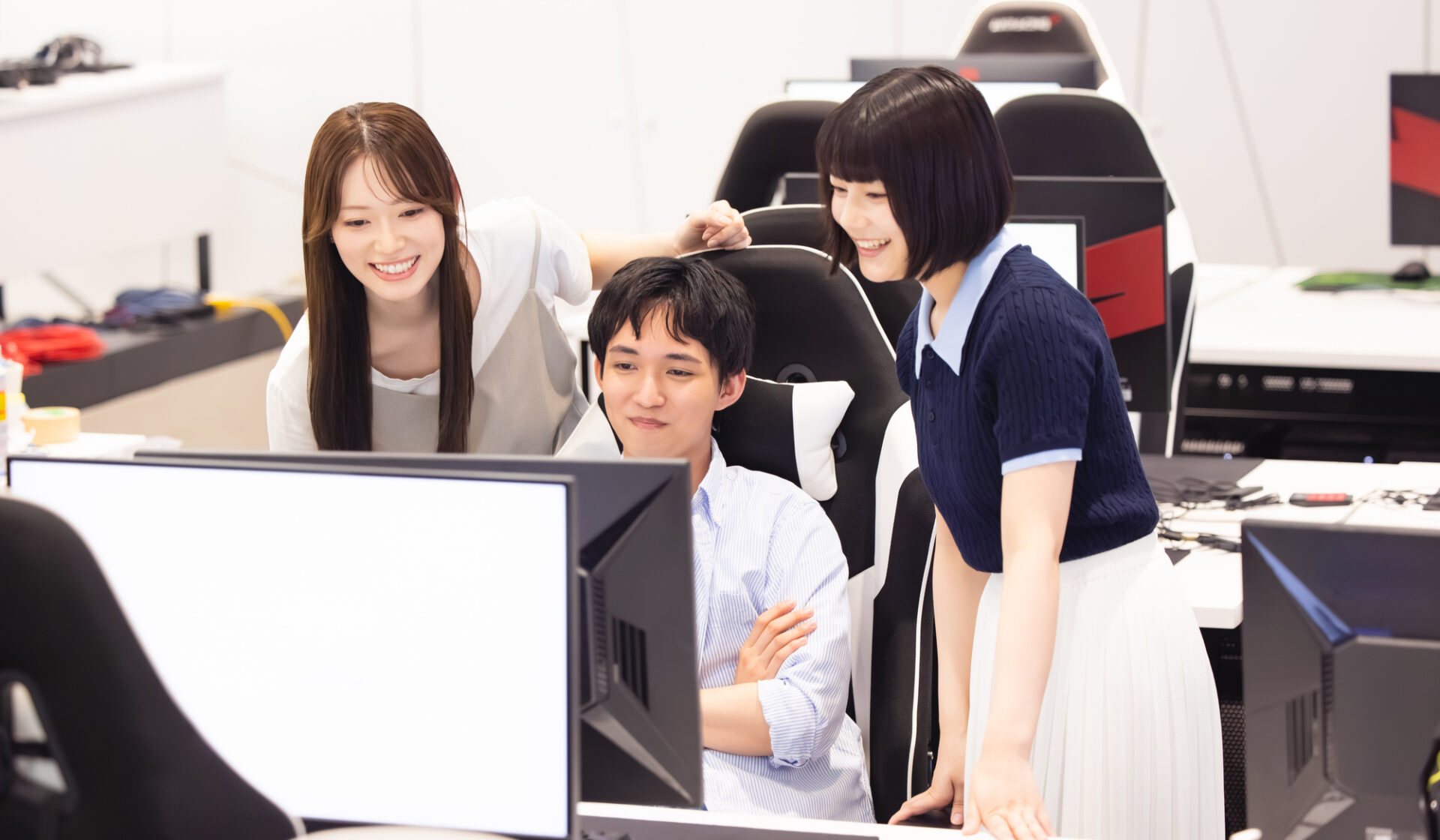 ゲームクリエーターの年収はどれくらい?職種別の平均年収や昇給のポイントをご紹介